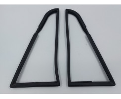 Quarter-light seals (pair) Quarter-light seals (pair)